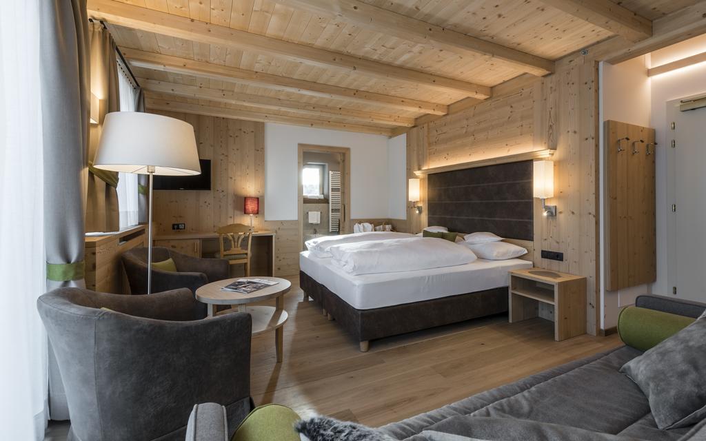 Hotel Villa Kastelruth 外观 照片